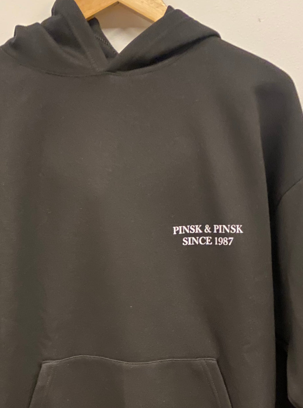 Hoodie 1987 - Negro - *Kind people are ...*